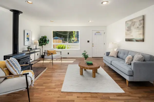 570 SE Andrews Street, Issaquah, WA 98027