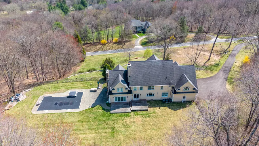 48 Coach Light Drive, Woodbury, CT 06798 - #2