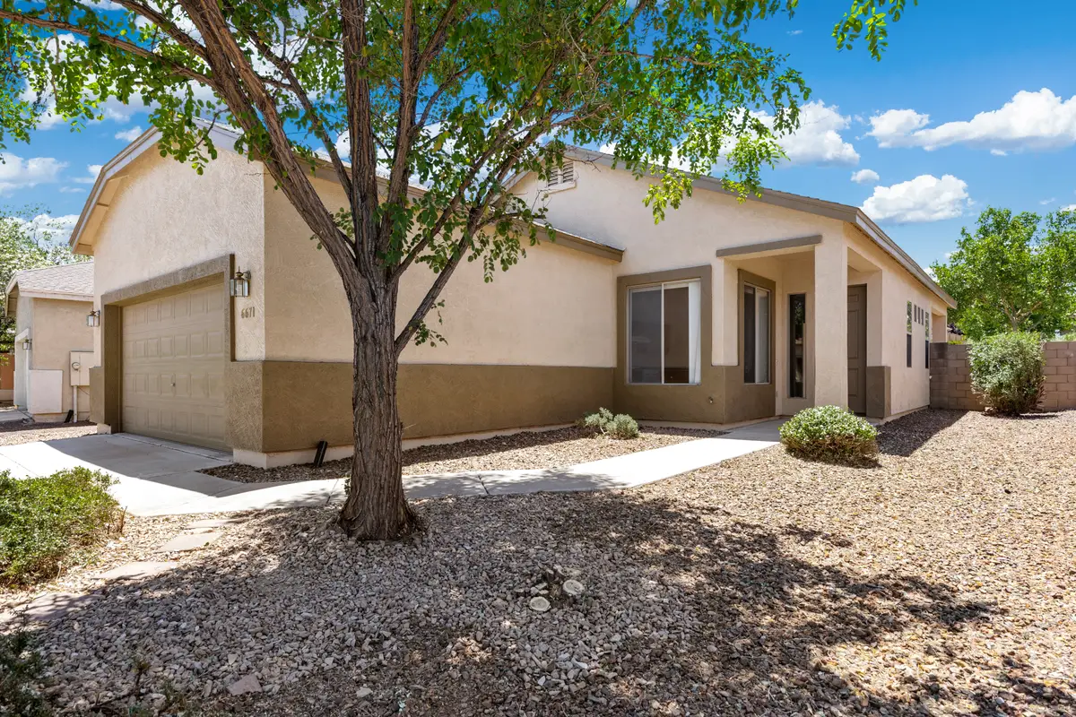 6671 E Sandhurst Drive, Prescott Valley, AZ 86314 - Image #1