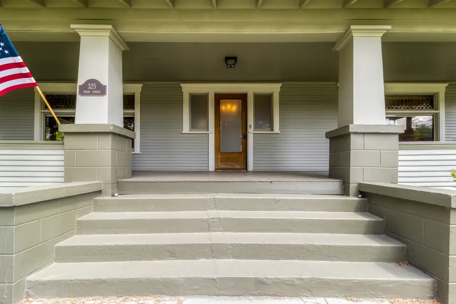 325 Main Street, Waitsburg, WA 99361 - #2