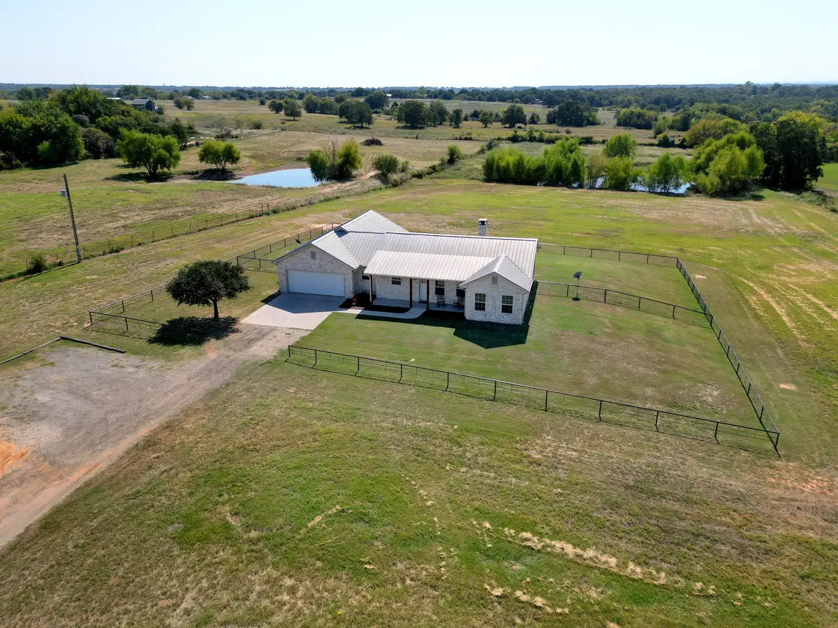 293 County Road 1111, Decatur, TX 76234 - Image #1