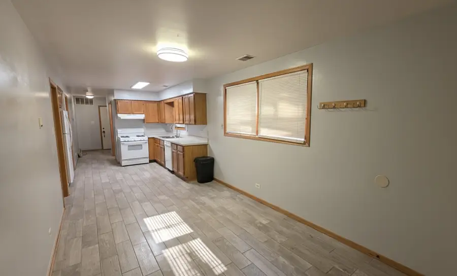 445 W 37th Street , garden, Chicago, IL 60609 - #3