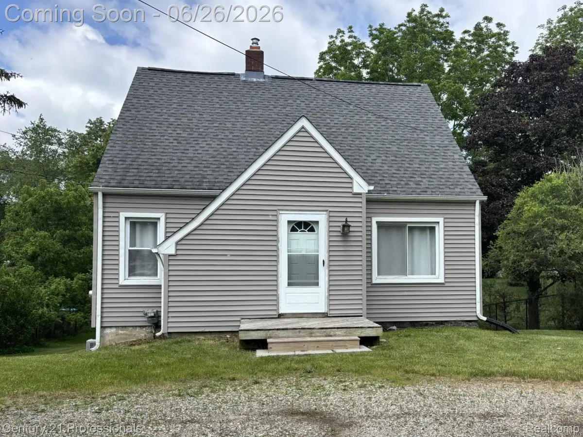 2875 Marlington Road, Waterford, MI 48329 - #1
