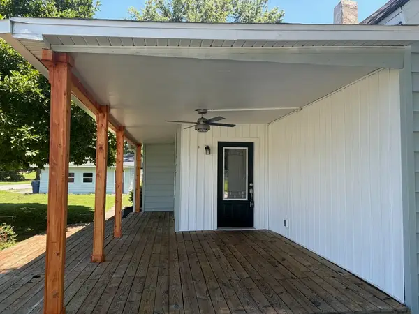 304 S 6th Street, West Terre Haute, IN 47885
