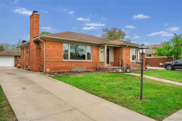 21545 Hickorywood Drive, Dearborn Heights, MI 48127