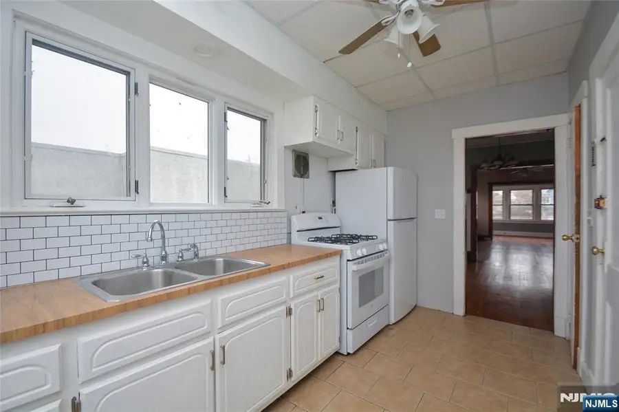 308 Hoboken Road , 2, East Rutherford, NJ 07073 - #2