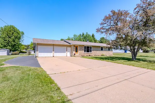 1722 FORSYTH ROAD, Kronenwetter, WI 54455
