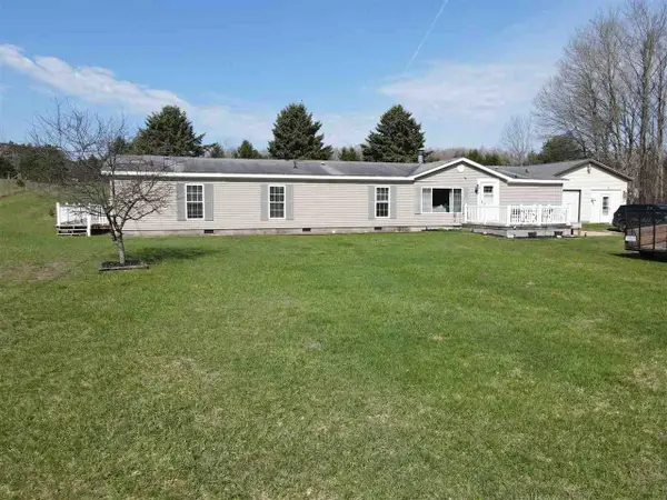 305 N Advance, East Jordan, MI 49727