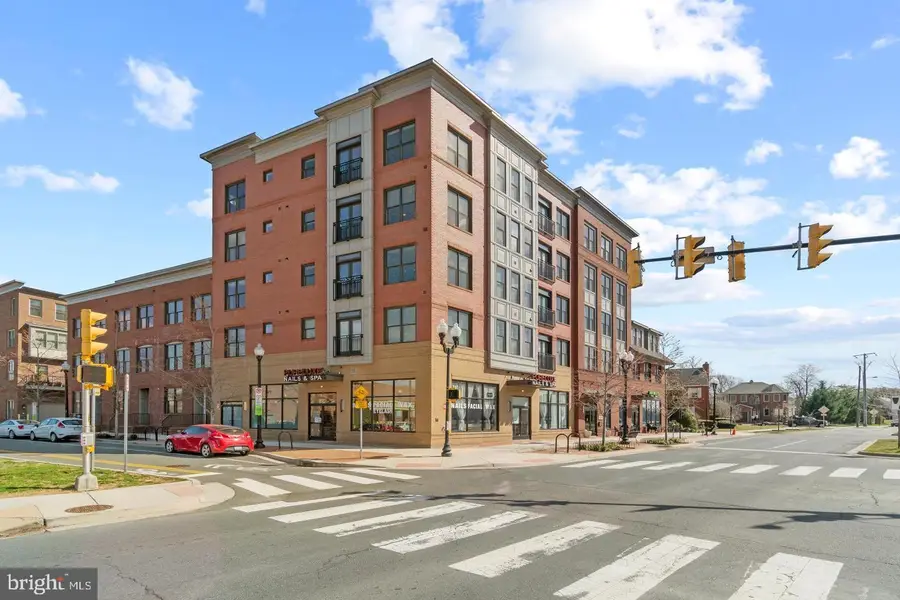 1107 S Walter Reed Drive #Unit 302, Arlington, VA 22204 - #2