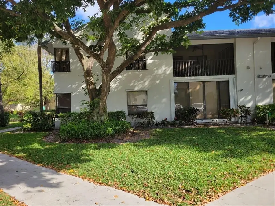 3559 Cocoplum Circle, Coconut Creek, FL 33063 - #3