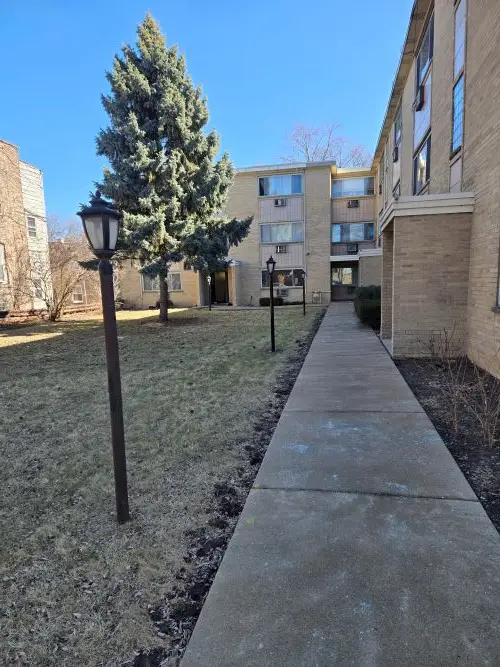 7019 N. Ridge Ave #3A, Chicago, IL 60645 - #1