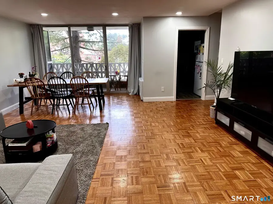 5 Bishop Road #101 #101, West Hartford, CT 06119 - #2