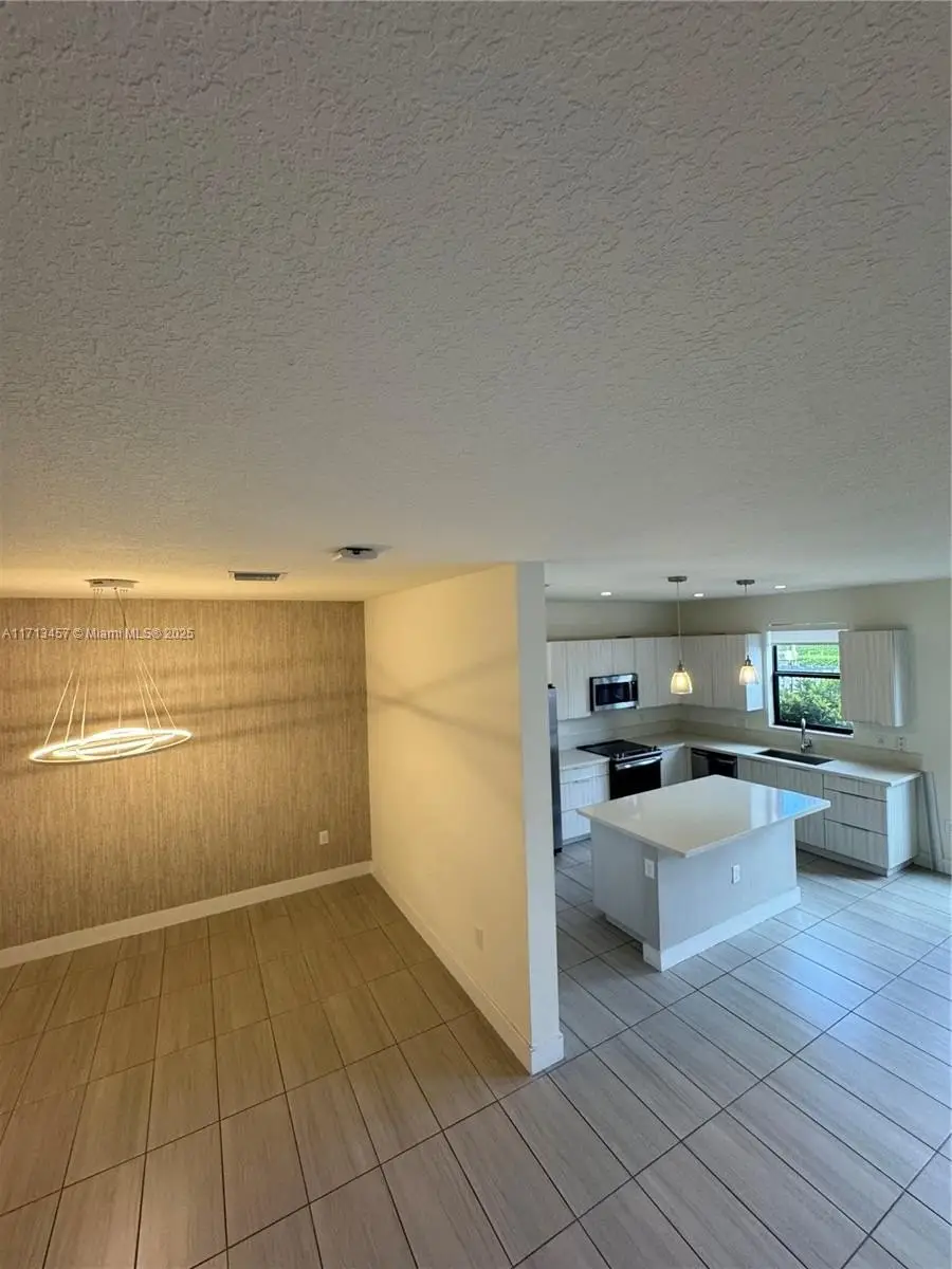 10441 NW 79th Ter #10441, Doral, FL 33178 - Image #2