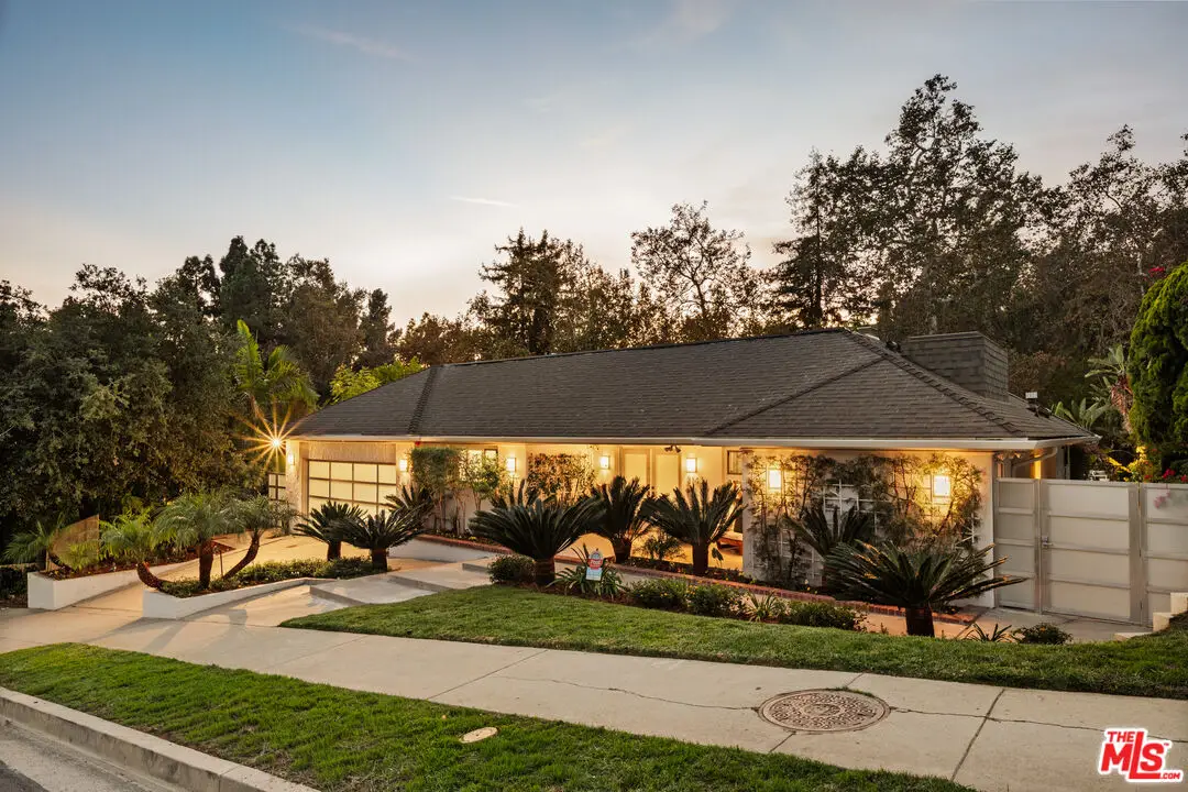 2143 N Hobart Boulevard, Los Angeles, CA 90027 - Image #1