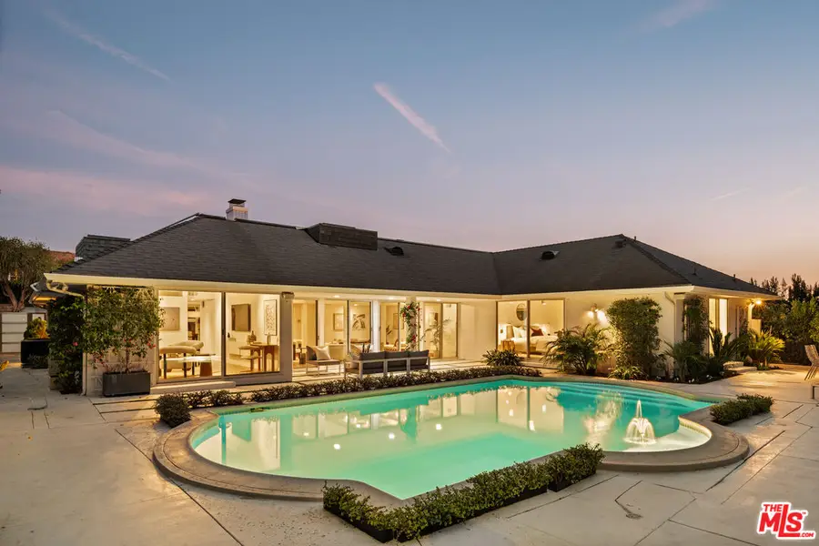 2143 N Hobart Boulevard, Los Angeles, CA 90027 - Image #2