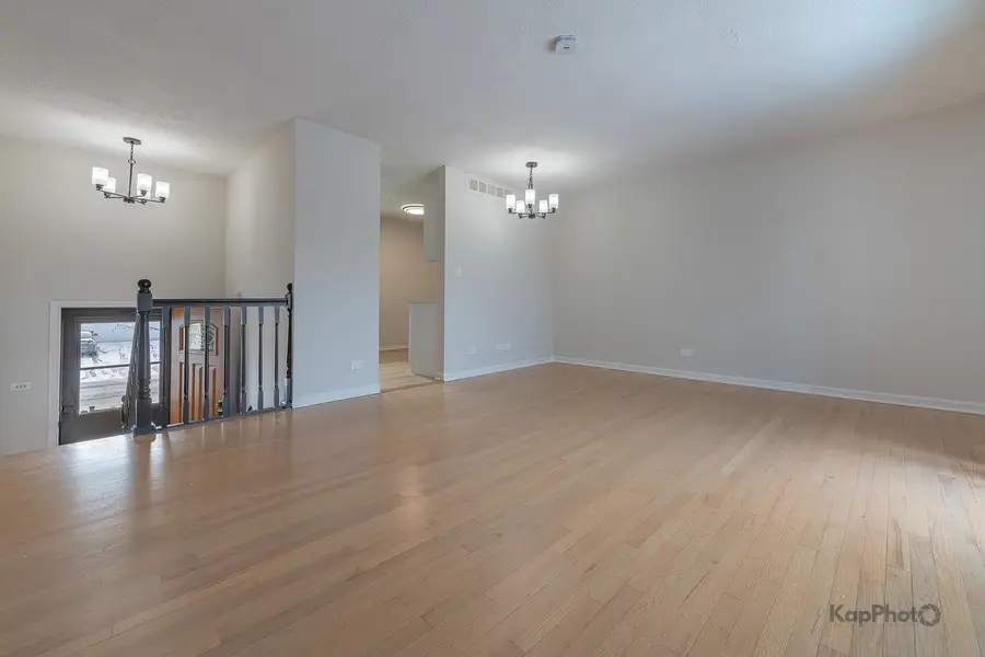 8170 Northway Drive, Hanover Park, IL 60133 - #3