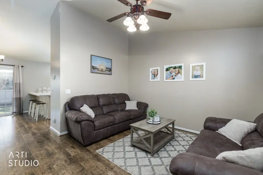 593 W 950 N, Clinton, UT 84015 - Image #3