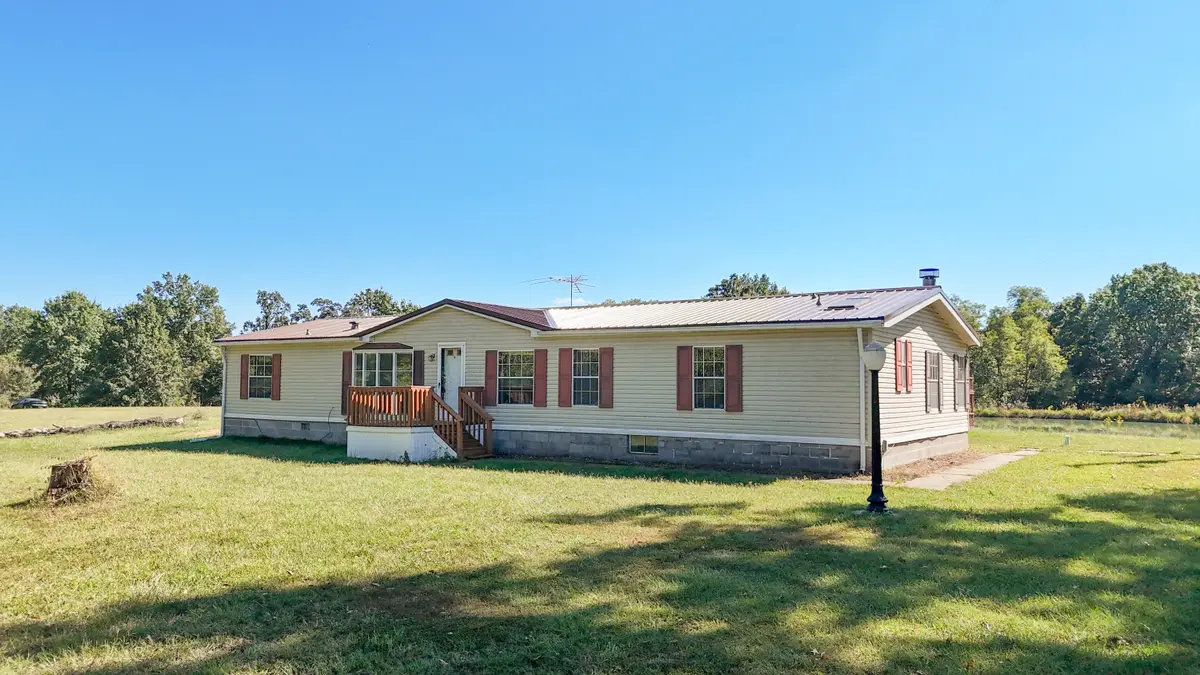 11057 Highway 24, Madison, MO 65263 - #1