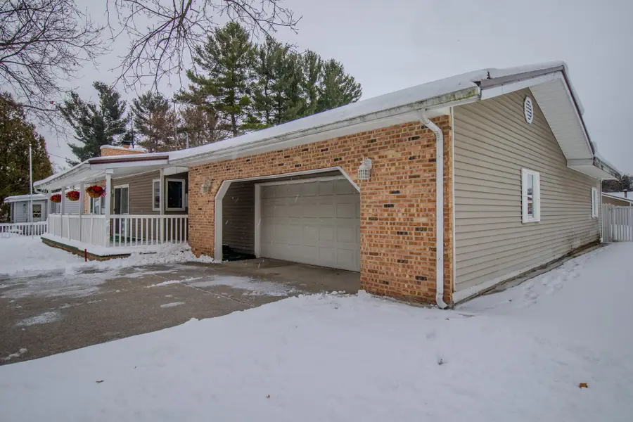 508 Emory Street, Howard City, MI 49329 - Image #3