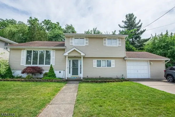 319 Winifred Drive, Totowa, NJ 07512