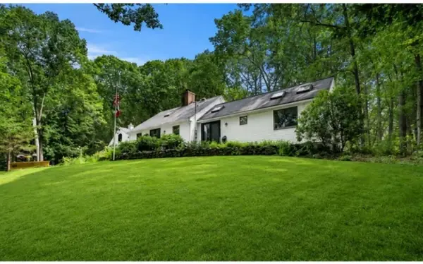 536 Ipswich Rd, Boxford, MA 01921