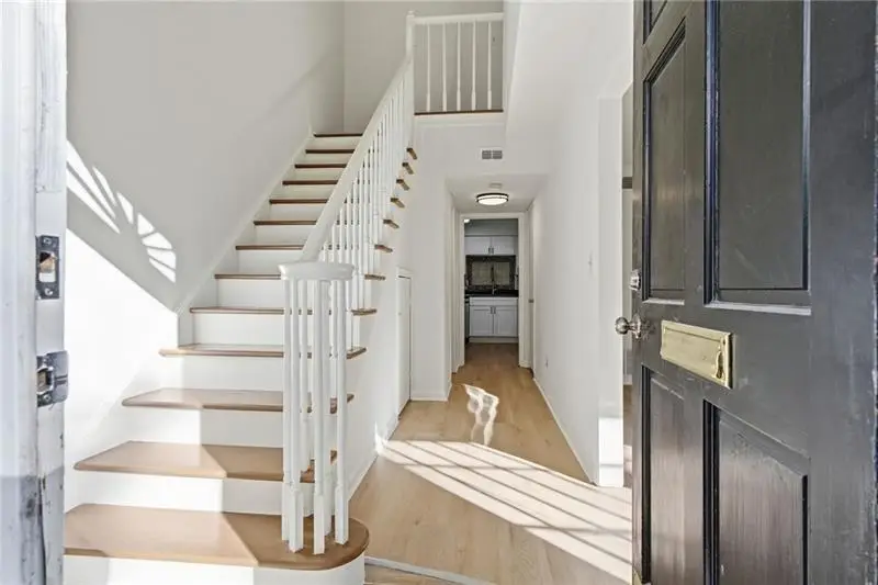 6520 Roswell Road , 79, Sandy Springs, GA 30328 - #3