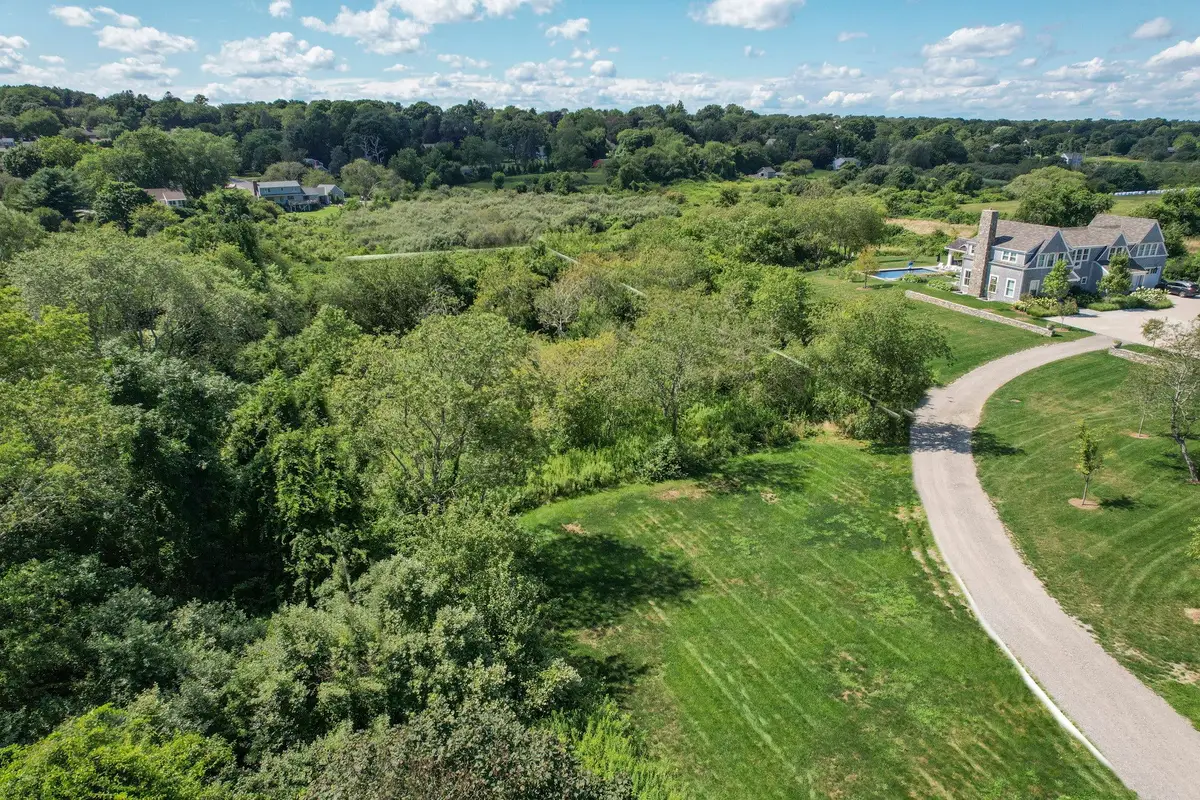 100 Summerfield Lane, Middletown, RI 02842 - #1