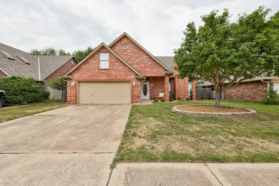 705 Andrea Street, Norman, OK 73072 - Image #2