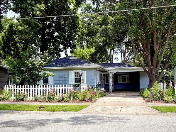 1205 Pollock Rd, MEXICO, MO 65265