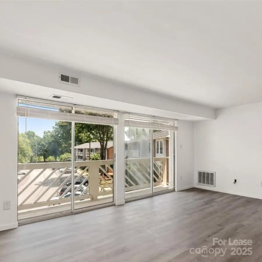 9333 Old Concord Road , J, Charlotte, NC 28213 - Image #2
