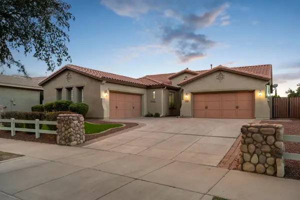 3837 E Old Stone Circle S, Chandler, AZ 85249