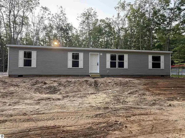 7147 Willowbrook CIR, Mancelona, MI 49659