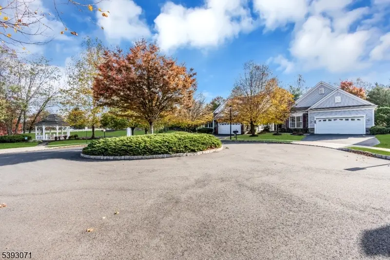 212 Sherwood Ct, Franklin Township, NJ 08873 - Image #2