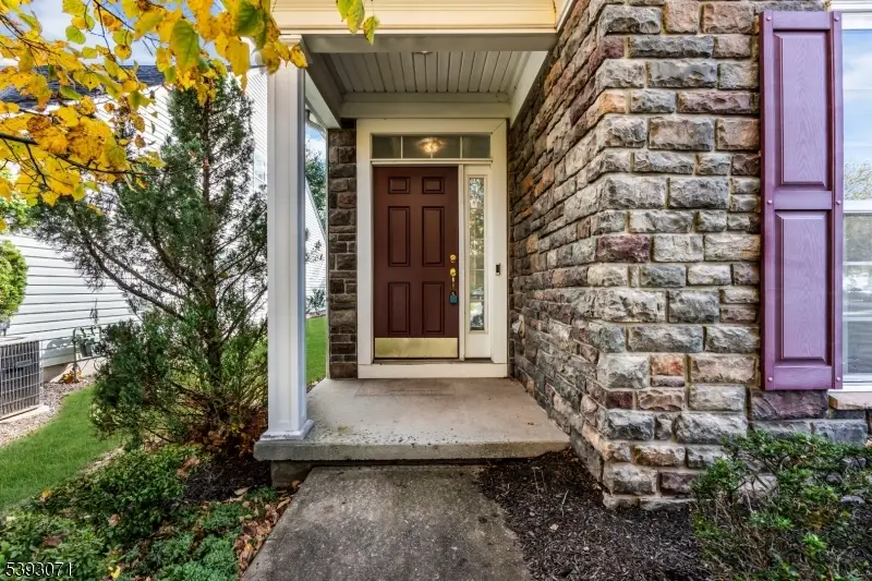 212 Sherwood Ct, Franklin Township, NJ 08873 - Image #3