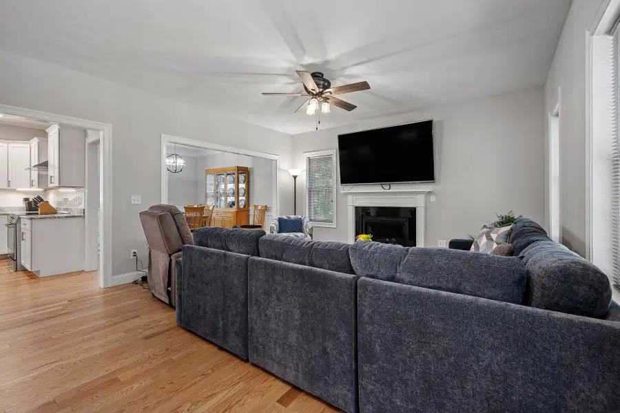 85 East St, Uxbridge, MA 01569 - Image #3