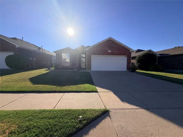 12917 Farmington Drive, Fort Worth, TX 76244