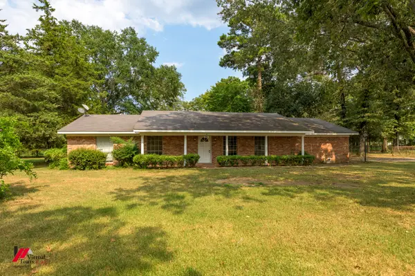 335 Woodland Park, Stonewall, LA 71078