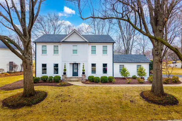 1205 Briergate Drive, Naperville, IL 60563