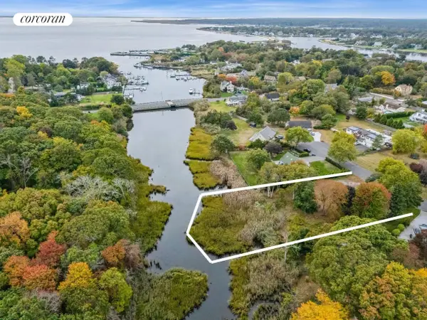 7 Grace Court, Center Moriches, NY 11934