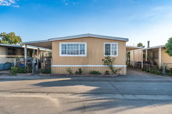 250 N Linden Avenue #185, Rialto, CA 92376