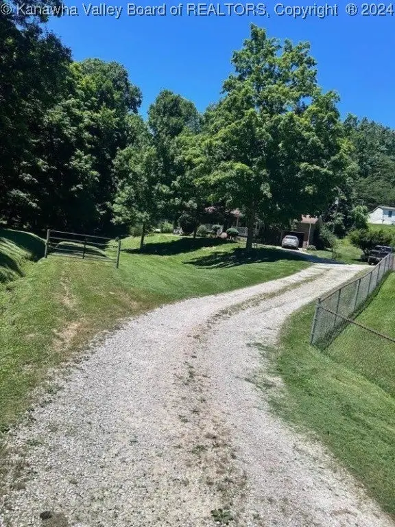 2646 Benedict Road, Culloden, WV 25510 - Image #2