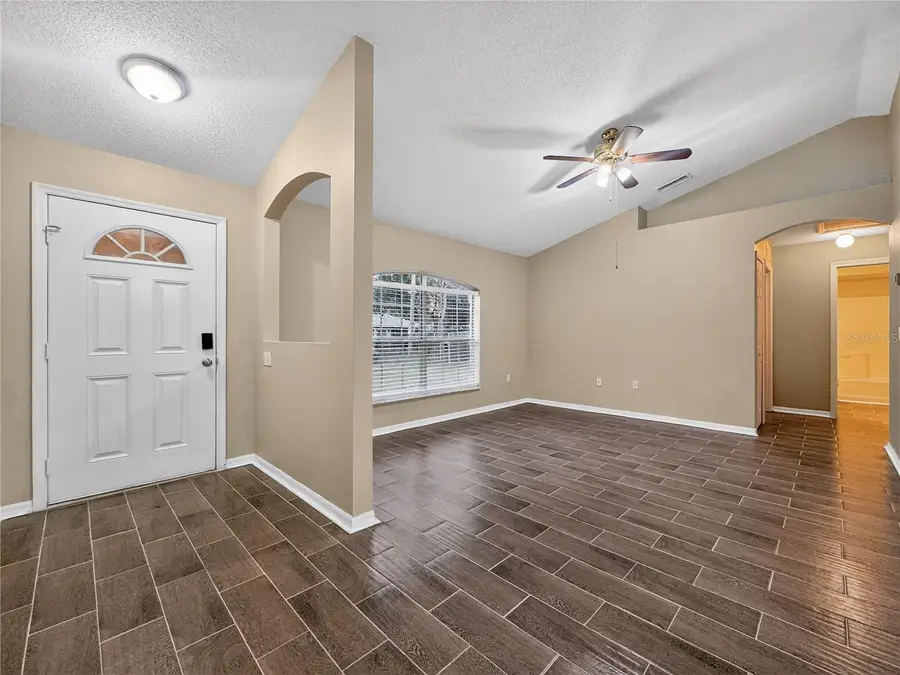 835 Lancaster Avenue, Orange City, FL 32763 - #3