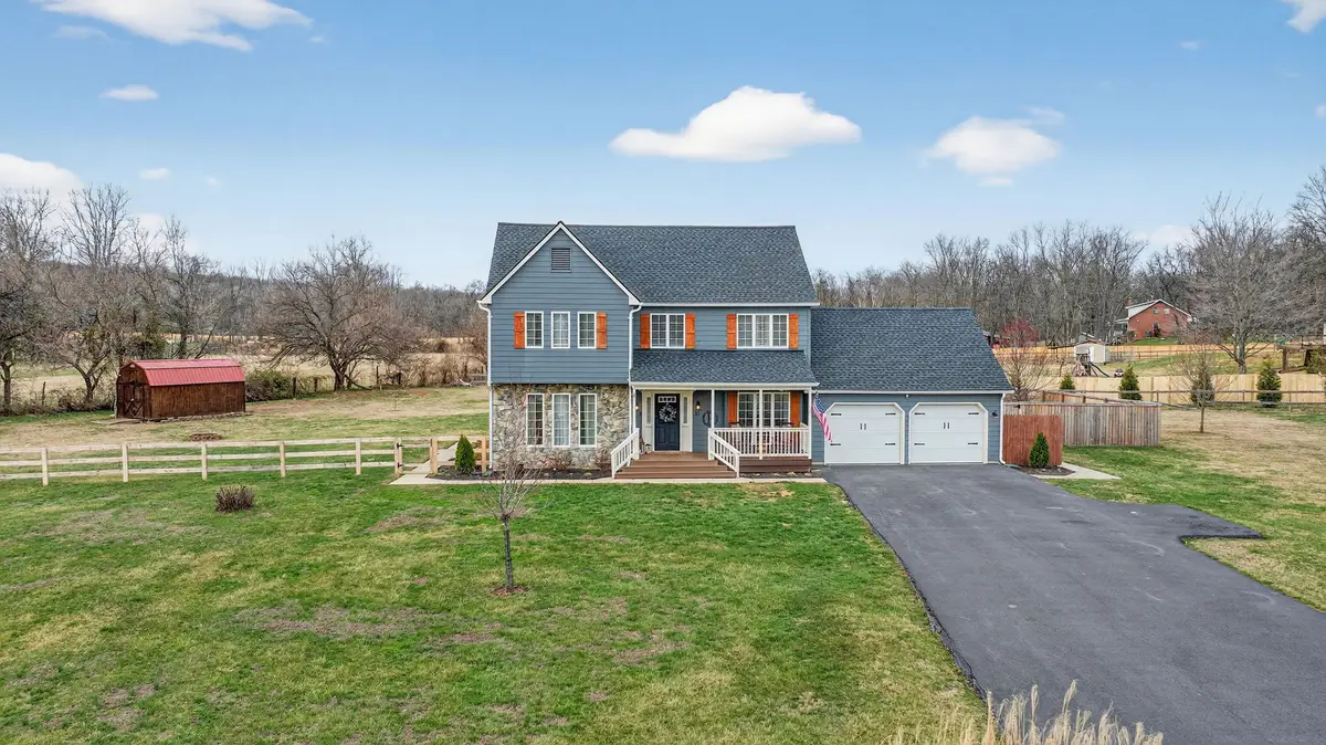 31 Fieldstone Dr, Bunker Hill, WV 25413 - #1