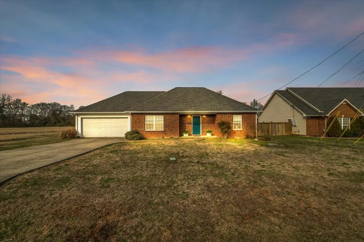 331 Autumn Glen Dr, Murfreesboro, TN 37129 - #1