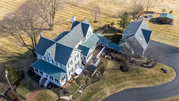 40 Foellner Ln, OTTSVILLE, PA 18942