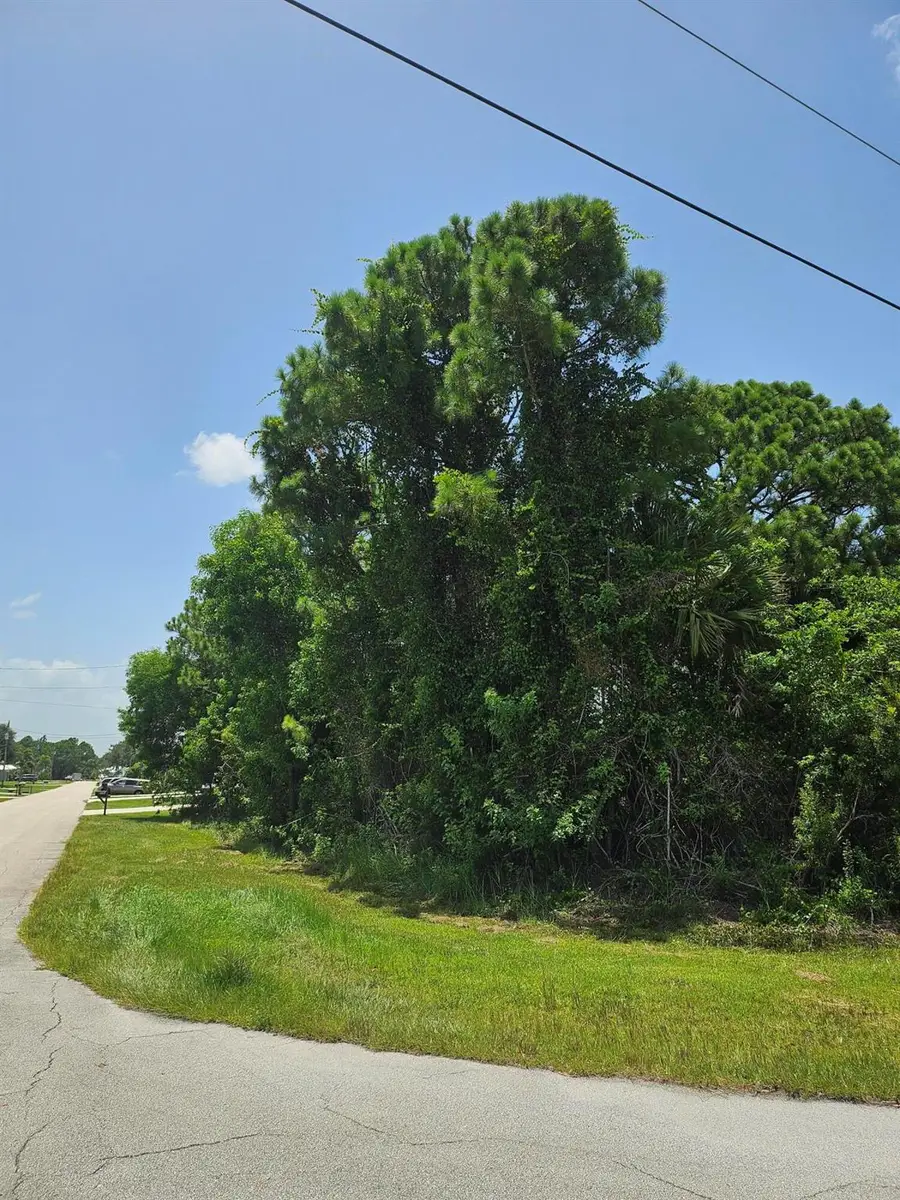 5540 Kyle Court, Port Saint Lucie, FL 34986 - #3