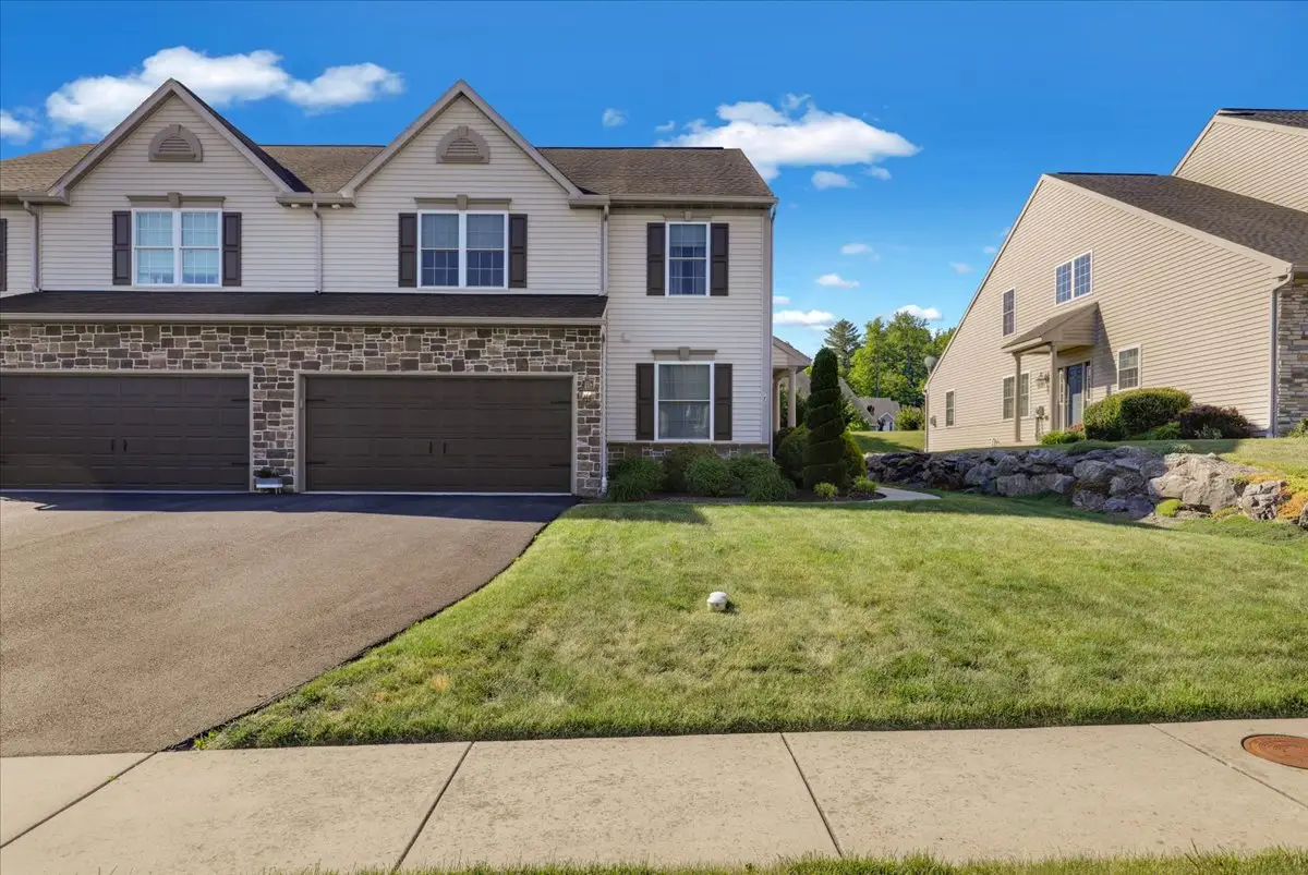 67 Regina Dr, Reading, PA 19608 - #1
