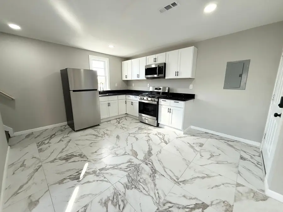 41 Howe Street #2, New Haven, CT 06511 - #2