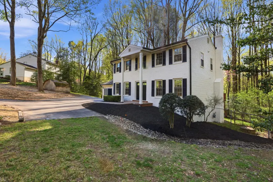 12136 Westwood Hills Dr, Herndon, VA 20171 - #3
