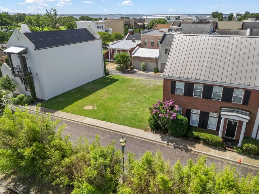 671 Centros St, Pensacola, FL 32502 - Image #3